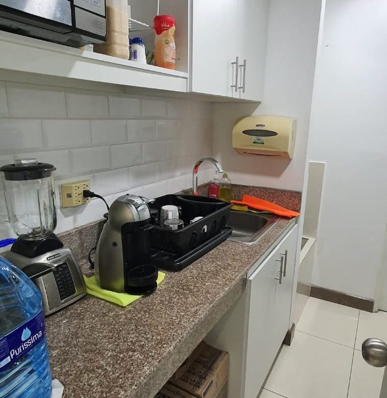 Area Bancaria / Obarrio: Oficina Amoblada, Atrium Tower, 2 Estacionamientos