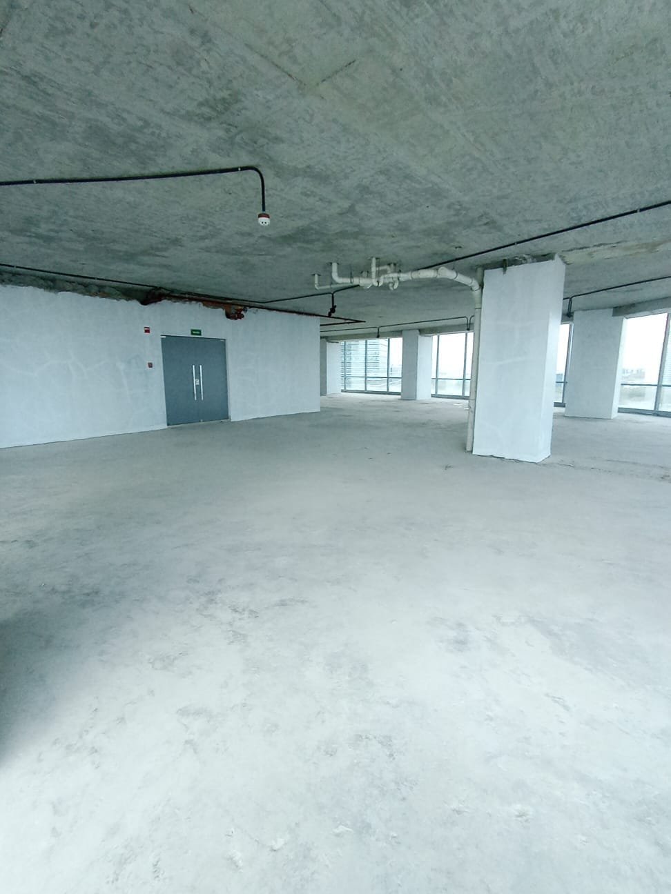 Costa del Este Financial Park: Piso Completo de Oficina, 1000 m², en Gris