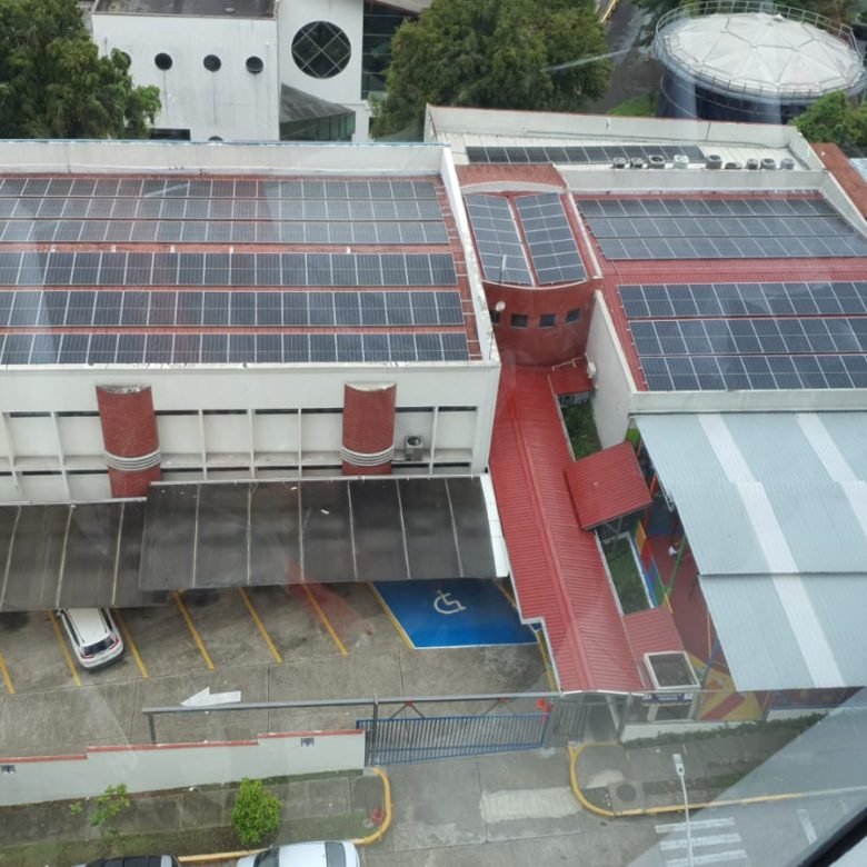 Via Transistmica, El Carmen: Edificio Comercial de 3337 m² en Alquiler, 2 Niveles