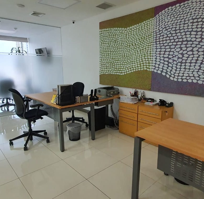 Area Bancaria / Obarrio: Oficina Amoblada, Atrium Tower, 2 Estacionamientos