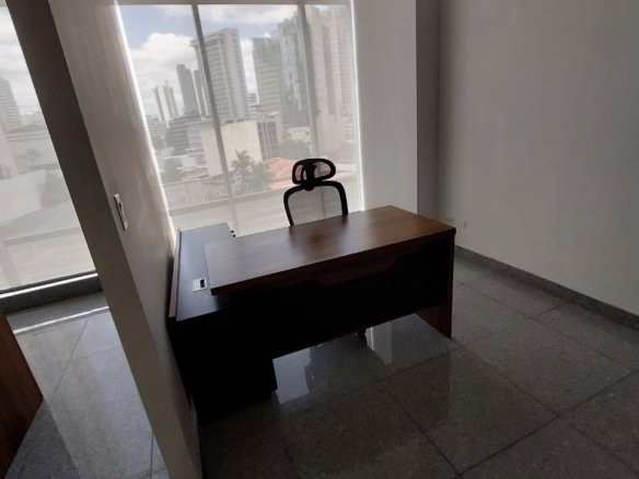 Area Bancaria – Obarrio: Oficina Amoblada, 61 m², Seguridad 24hrs