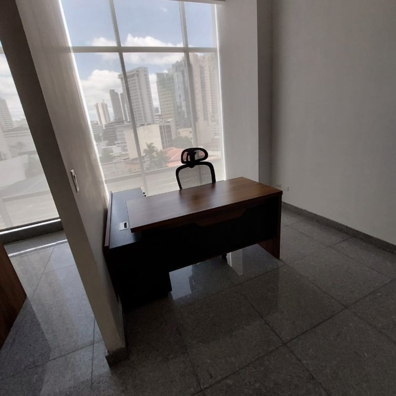 Area Bancaria – Obarrio: Oficina Amoblada, 61 m², Seguridad 24hrs