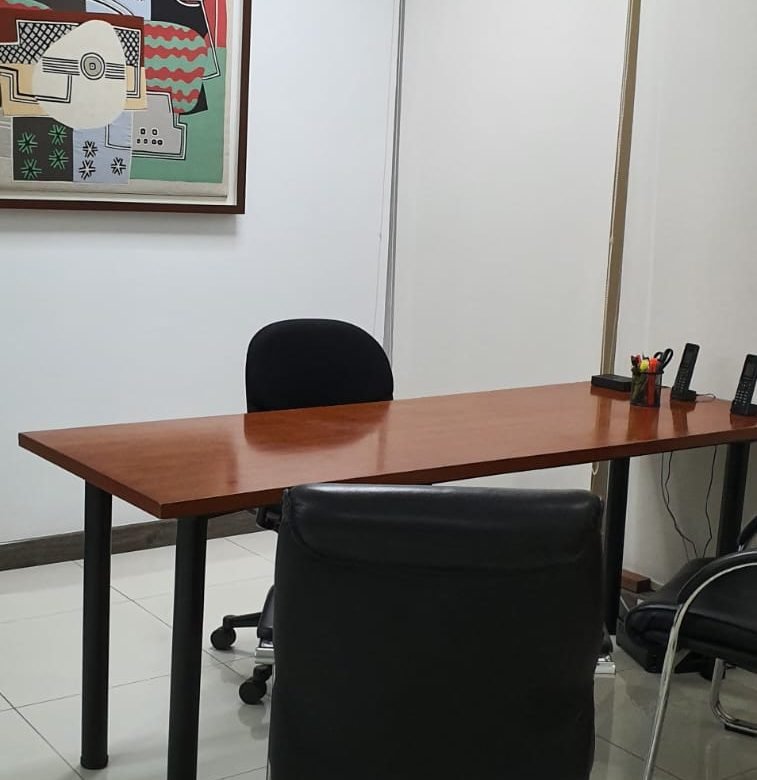Area Bancaria / Obarrio: Oficina Amoblada, Atrium Tower, 2 Estacionamientos