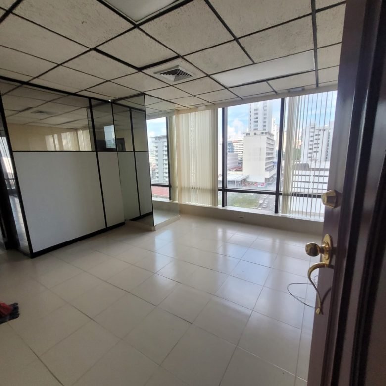 Oficina Comercial en Area Bancaria: Obarrio, Centro de La Ciudad