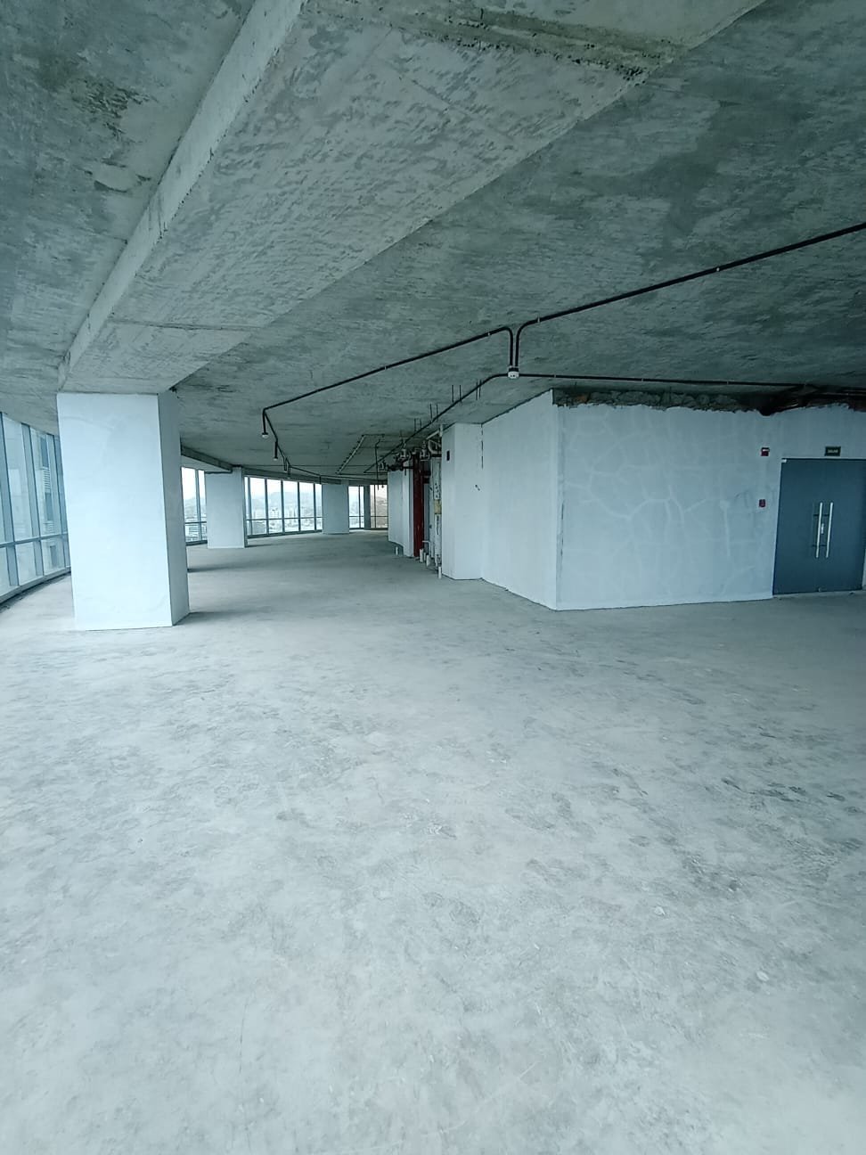 Costa del Este Financial Park: Piso Completo de Oficina, 1000 m², en Gris