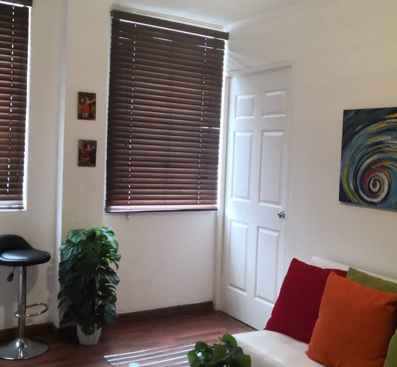 Bella Vista – Via España: Rm3c2, 1800 m², 2 Edificios, Sobre Via Principal