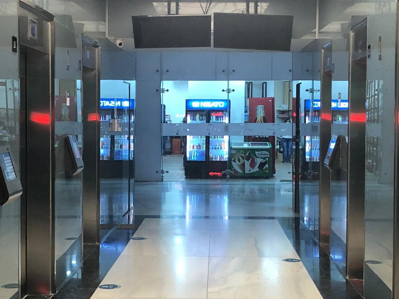 Cree Impacto – Su Empresa en Costa del Este, Torre Corporativa, 768 m², Moderna