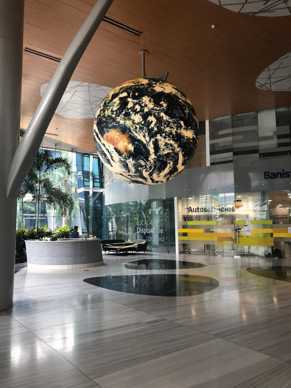 Cree Impacto – Su Empresa en Costa del Este, Torre Corporativa, 768 m², Moderna
