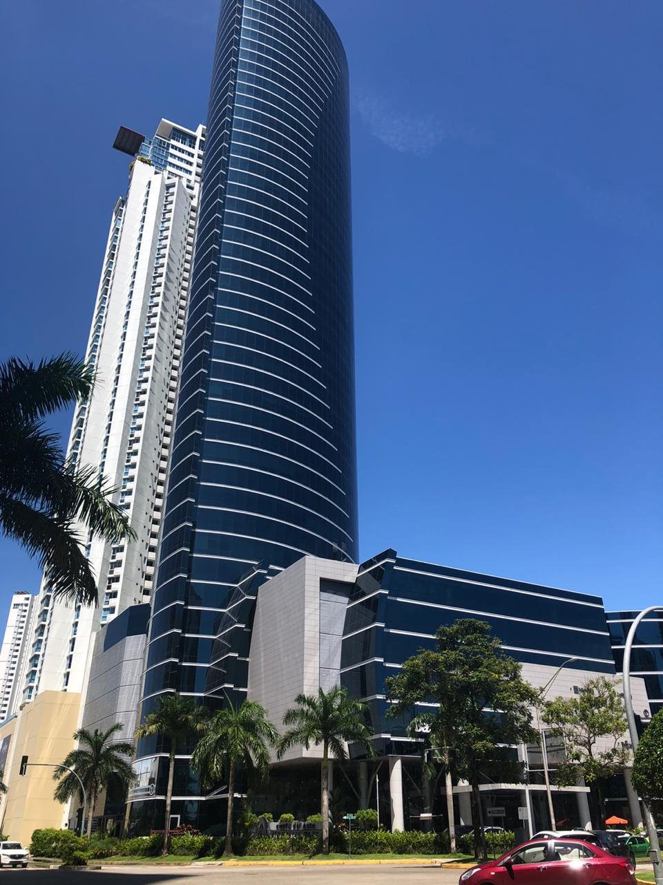 Cree Impacto – Su Empresa en Costa del Este, Torre Corporativa, 768 m², Moderna