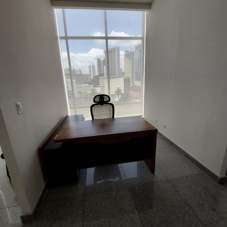 Area Bancaria – Obarrio: Oficina Amoblada, 61 m², Seguridad 24hrs