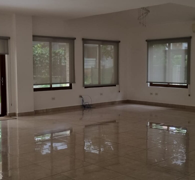 Casa en Clayton, Cerca Ciudad del Saber, Forestal: Senderos de Camino de Cruces