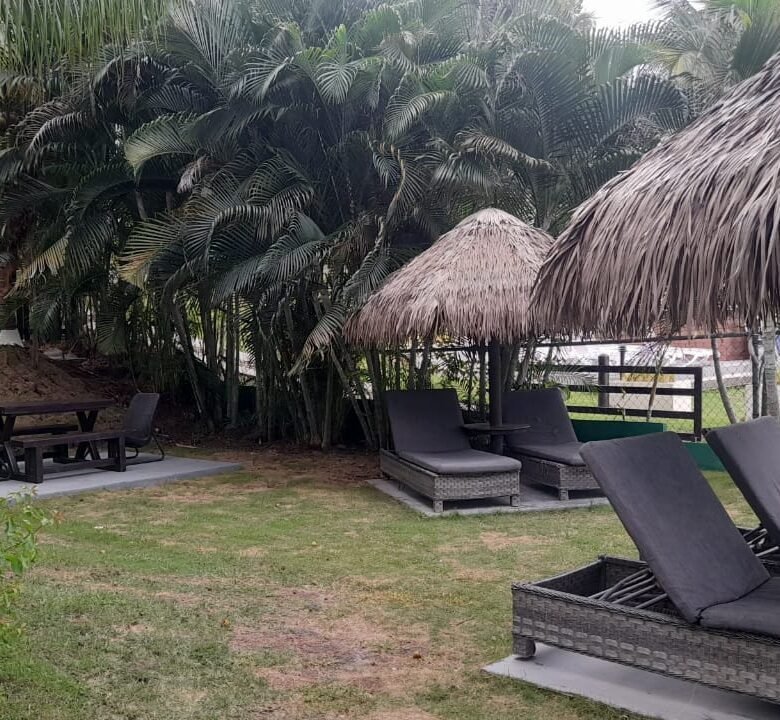 Casa Amoblada de Playa en Residencial Frente Al Mar – Coronado: Paradise Point