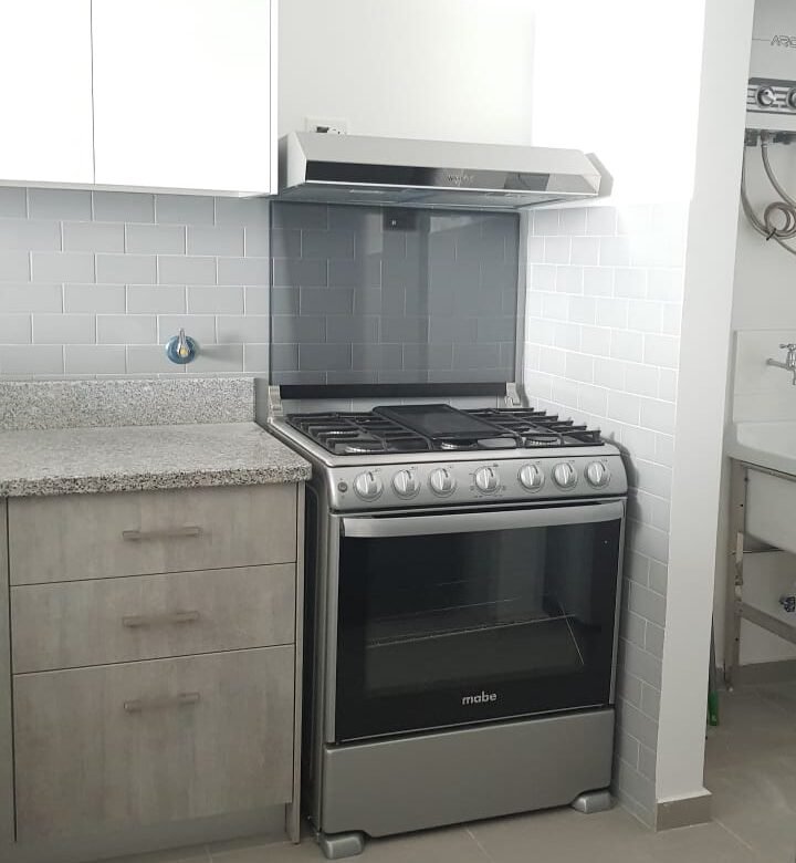Nuevo Apartamento Bella Vista, La Cresta: PH Signature, 2 Recs + Estudio, Lb