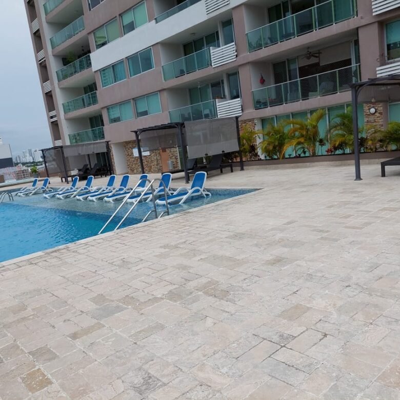 Costa del Este Vista Al Mar: Apartamento Tipo Loft, 363 m², 3 Recámaras + Cbe