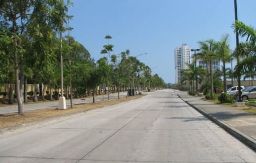 Costa del Este: Terreno Comercial, C2, Rm3 – E, 2500 m², Negociable