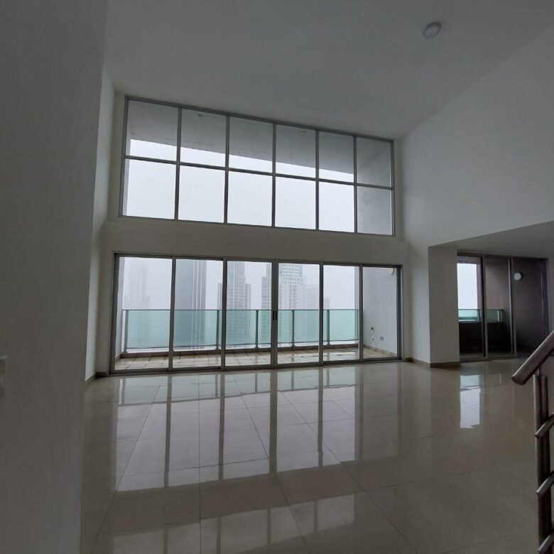 Costa del Este Vista Al Mar: Apartamento Tipo Loft, 363 m², 3 Recámaras + Cbe