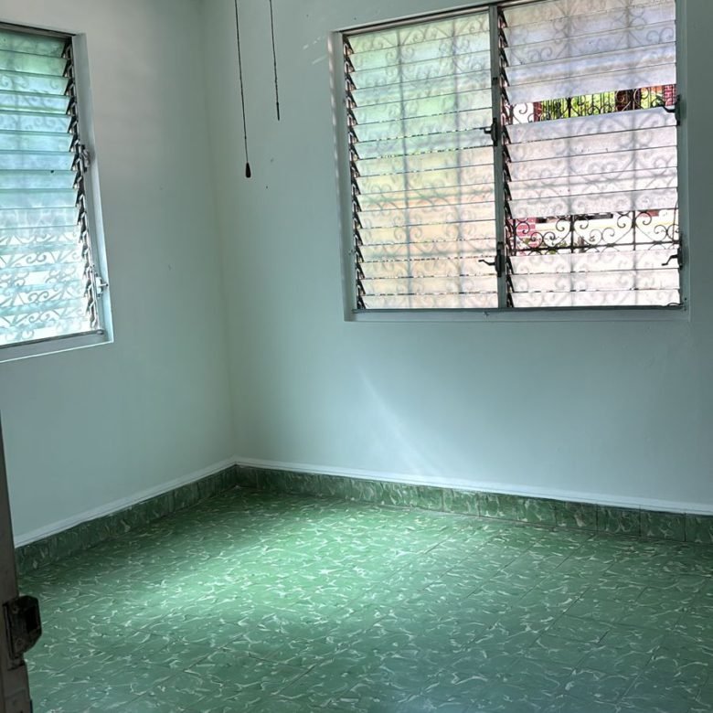Casa para uso Comercial – Carrasquilla: RM3, Cercana a Vía España y Parque Omar