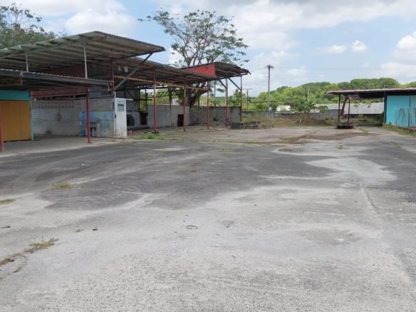 Llano Bonito – Embarcadero: Terreno 1500 m², Rodeado de Sector Industrial