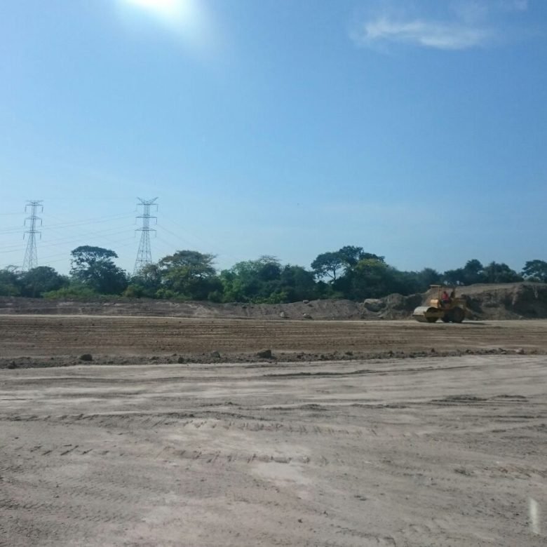 Cercana a Ciudad, Cantera + Planta de Fertilizantes: en Explotacion – Puzolana Blanca, con Contratos