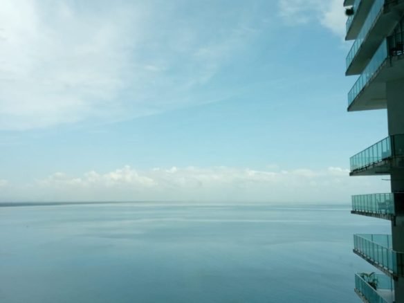 Punta Pacifica – Oasis Piso Alto: Amoblado – 96 m², 2 Recamaras, 2 baños