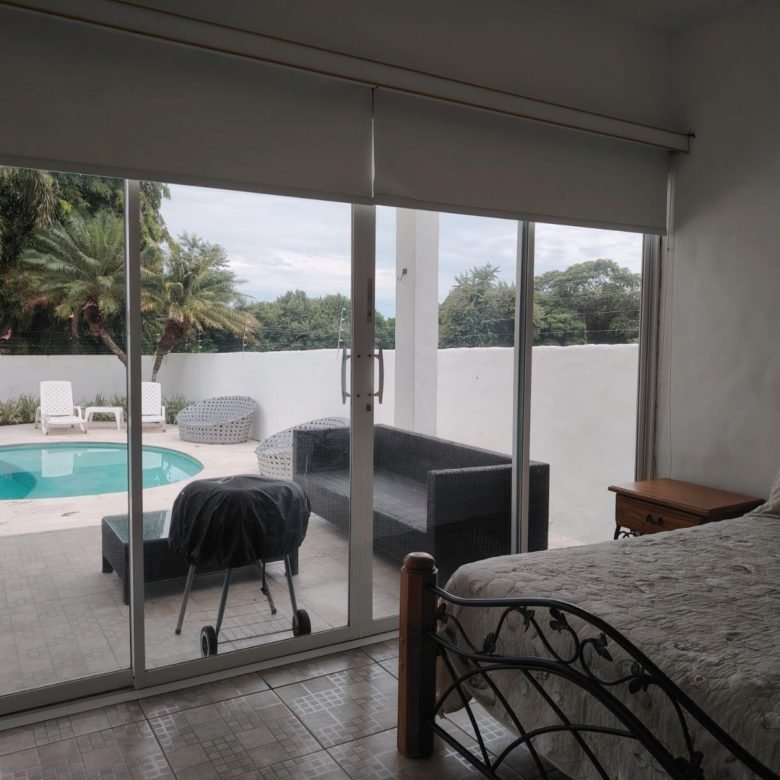 Playa Coronado, Casa con Piscina: Amplia Residencia de 5 Habitaciones, Amoblada