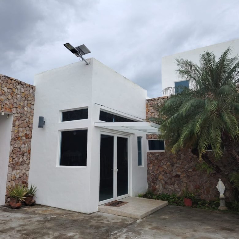 Playa Coronado, Casa con Piscina: Amplia Residencia de 5 Habitaciones, Amoblada