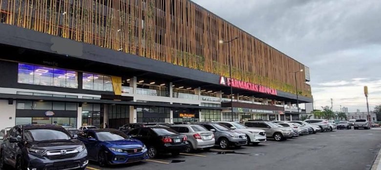 Via Ricardo J Alfaro, Tumba Muerto: Local Comercial Planta Baja, en Plaza