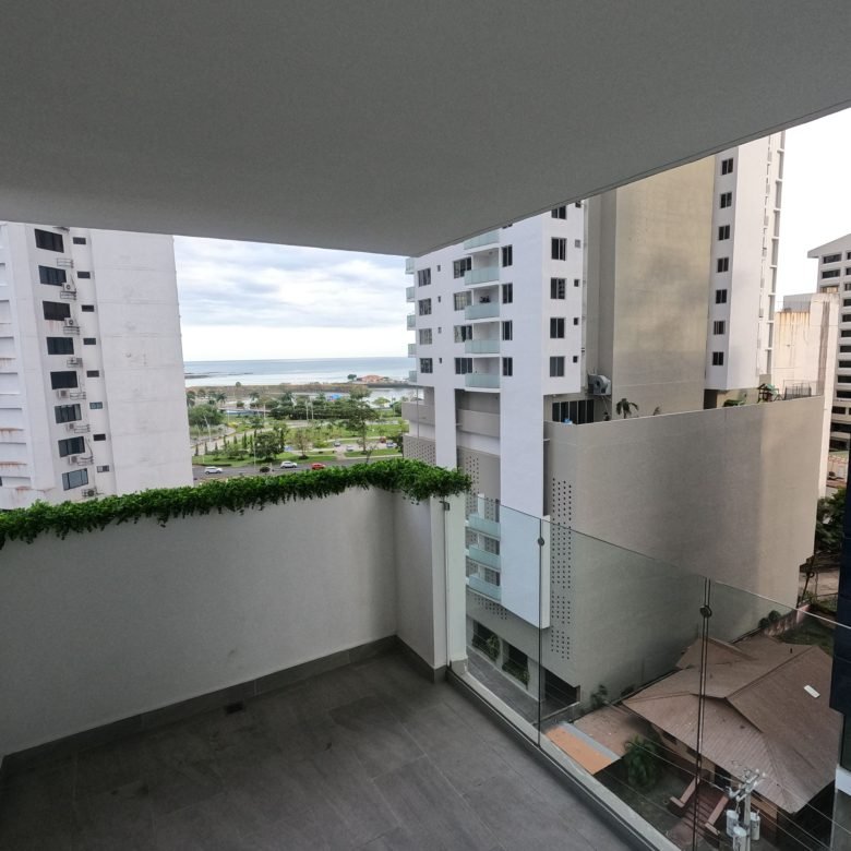 Bella Vista – Cinta Costera: Para Estrenar, 108 m², 2 Recs, 2 Baños, Terraza