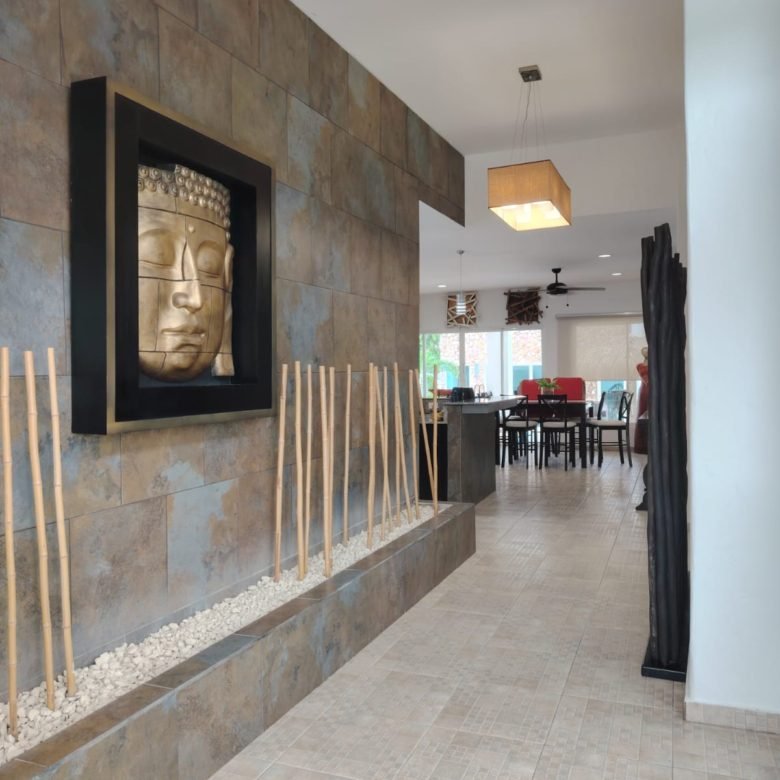Playa Coronado, Casa con Piscina: Amplia Residencia de 5 Habitaciones, Amoblada