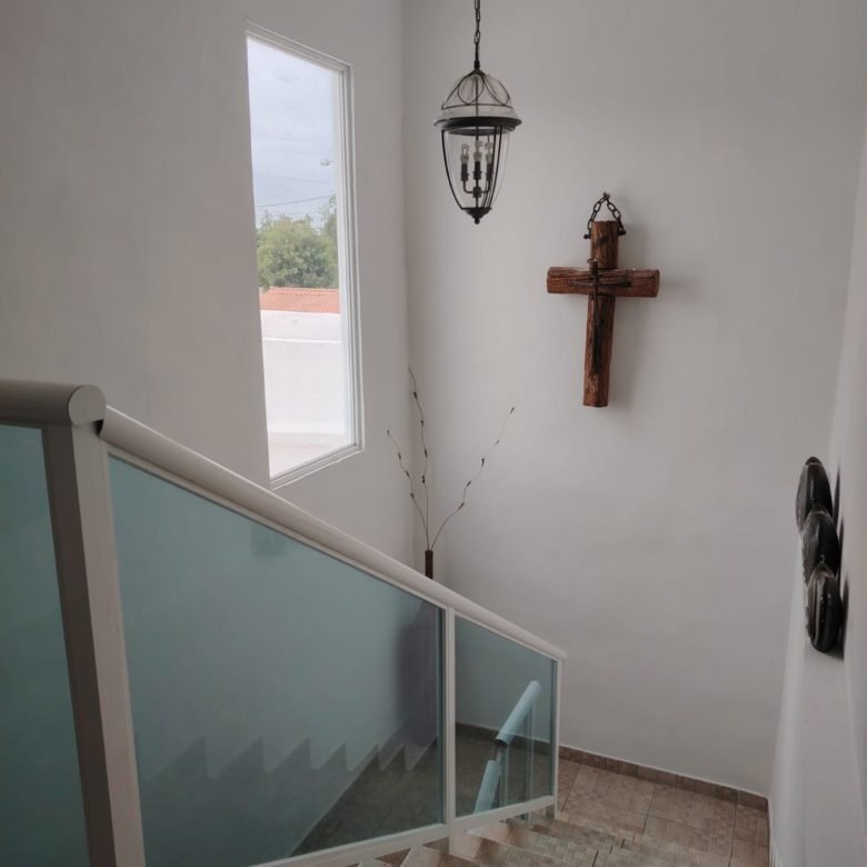 Playa Coronado, Casa con Piscina: Amplia Residencia de 5 Habitaciones, Amoblada