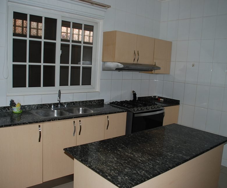 Costa Sur – Villa Valencia: Residencial con Seguridad 24hrs, de excelente nivel