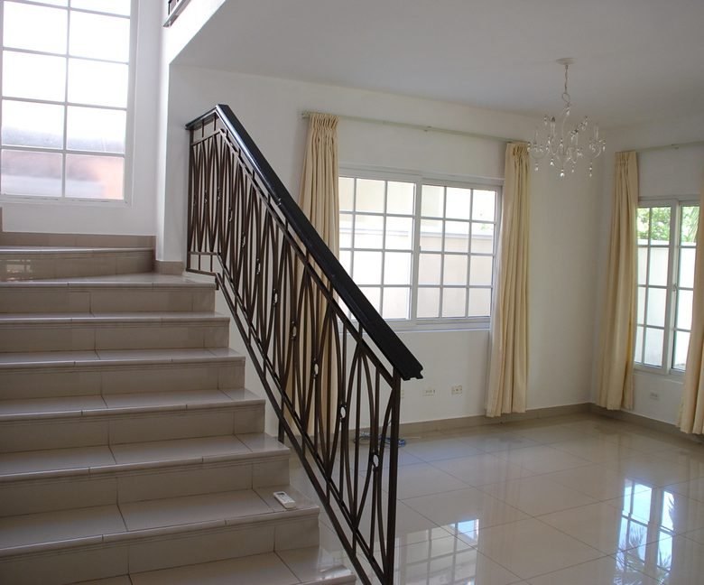 Costa Sur – Villa Valencia: Residencial con Seguridad 24hrs, de excelente nivel