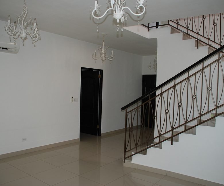 Costa Sur – Villa Valencia: Residencial con Seguridad 24hrs, de excelente nivel
