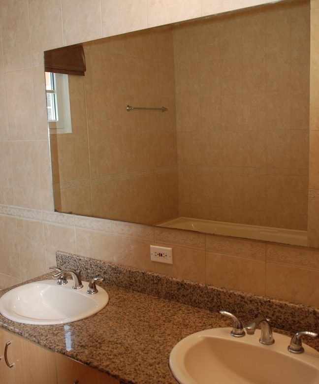 Costa Sur – Villa Valencia: Residencial con Seguridad 24hrs, de excelente nivel
