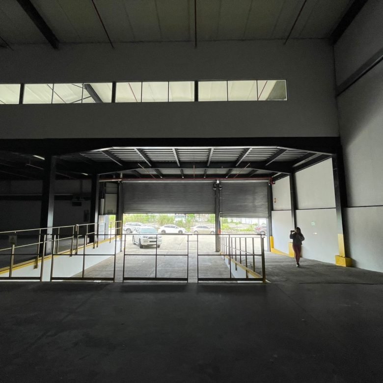 Bodega – Tocumen, Mañanita Cerca Aeropuerto y Entrada Corredor: Bodega Alta