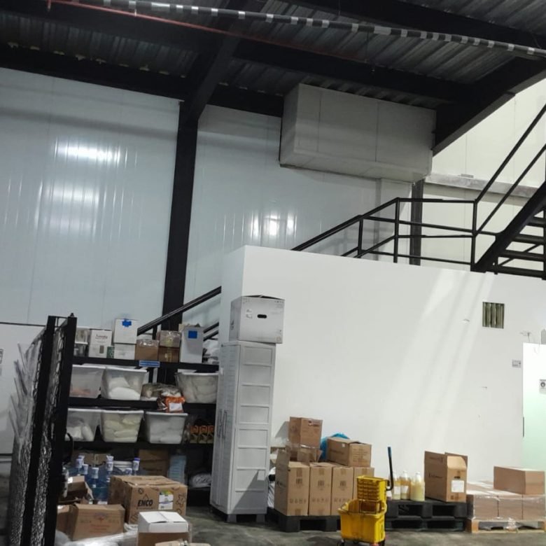 Galera – Bodega en Tocumen, Mañanita: Altura + 8 m, con Aire Acondicionado
