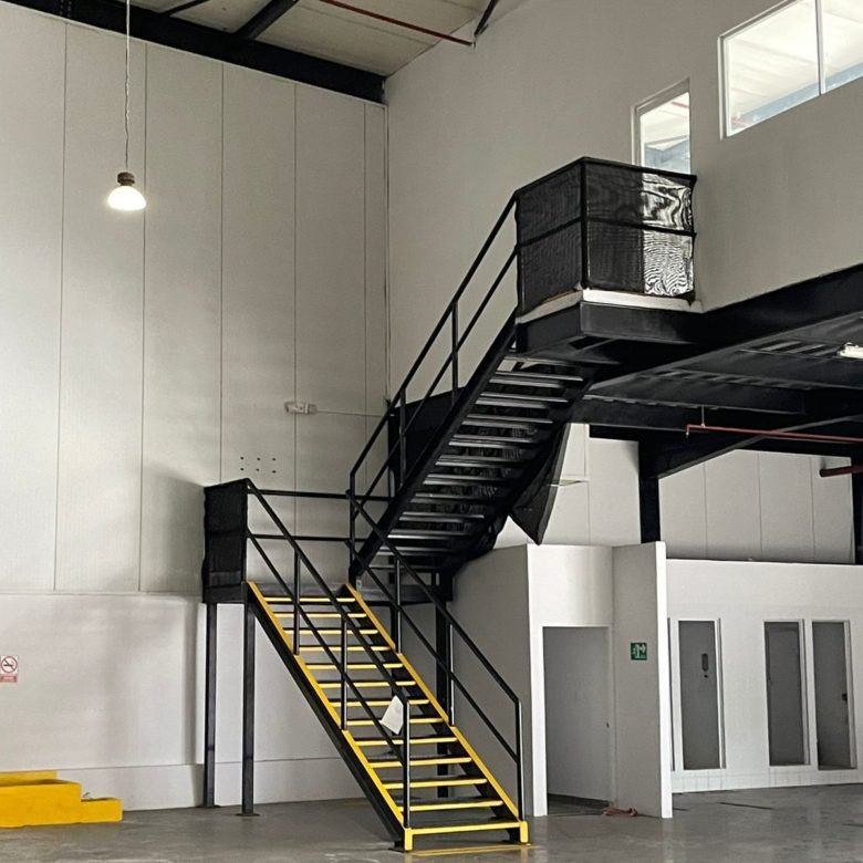 Bodega – Tocumen, Mañanita Cerca Aeropuerto y Entrada Corredor: Bodega Alta