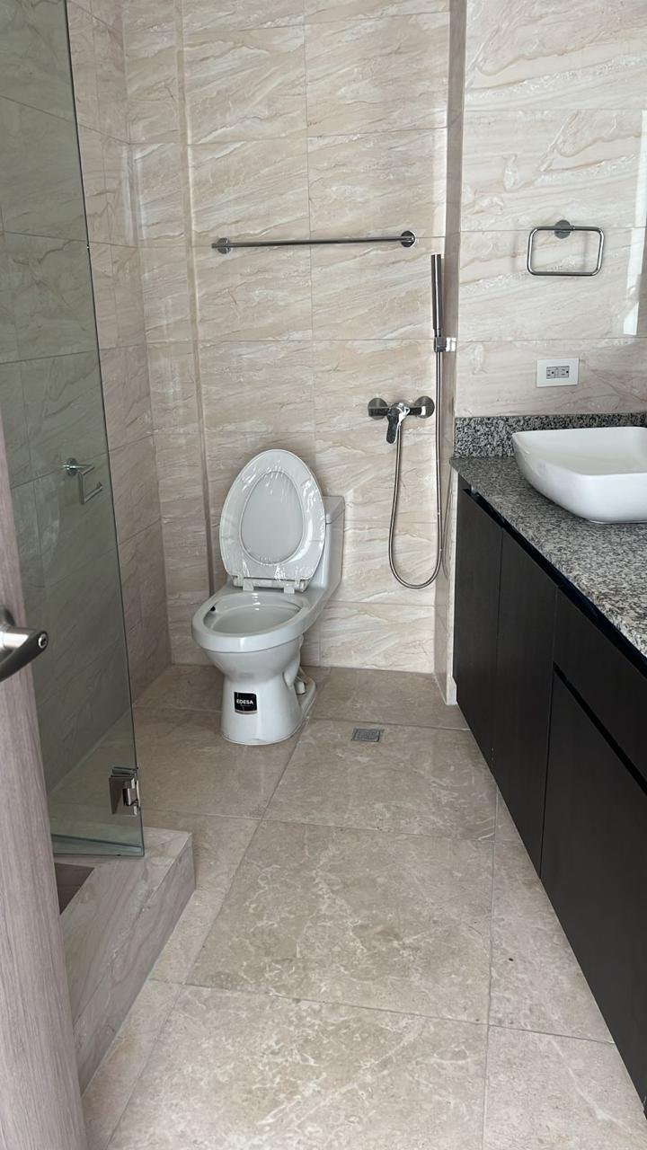 Paitilla, de Lujo: Torre Nueva, Lujoso Apartamento con 3 Recámaras