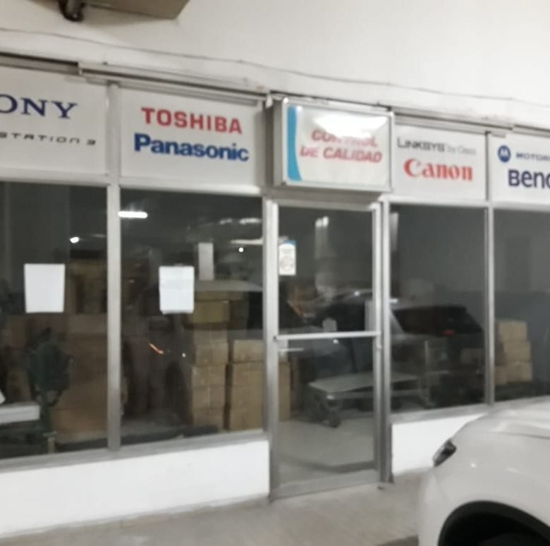 Calle 50 y Via Brasil: Local de Nivel Estacionamientos, Nivel – 100