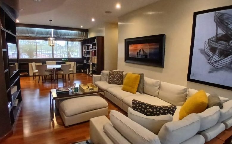 Paitilla, Comunidad Judia y Multi-Cultural: Edificio – Casa de 7 niveles, con vista al Mar y Parque