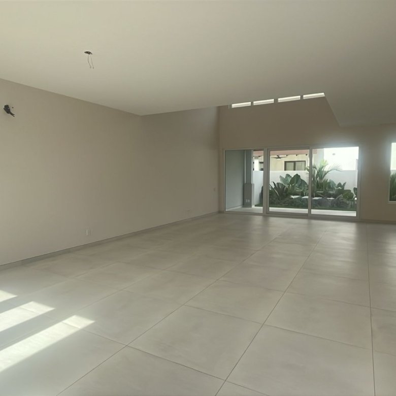 Santa Maria: The Woods, Residencial de Alto Nivel, Casa de 4 Recamaras + Den