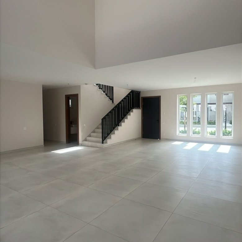 Santa Maria: The Woods, Residencial de Alto Nivel, Casa de 4 Recamaras + Den