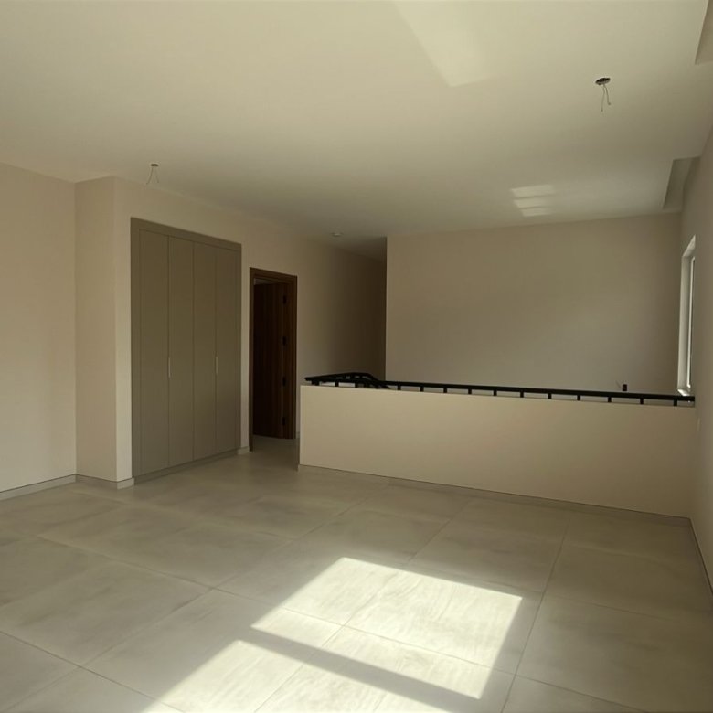 Santa Maria: The Woods, Residencial de Alto Nivel, Casa de 4 Recamaras + Den