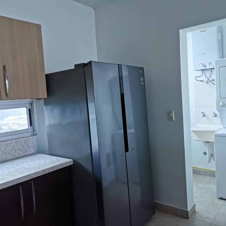 Av Balboa – Frente Al Mar: Apartamento de 145 m², 2 Recámaras Vista Al Mar