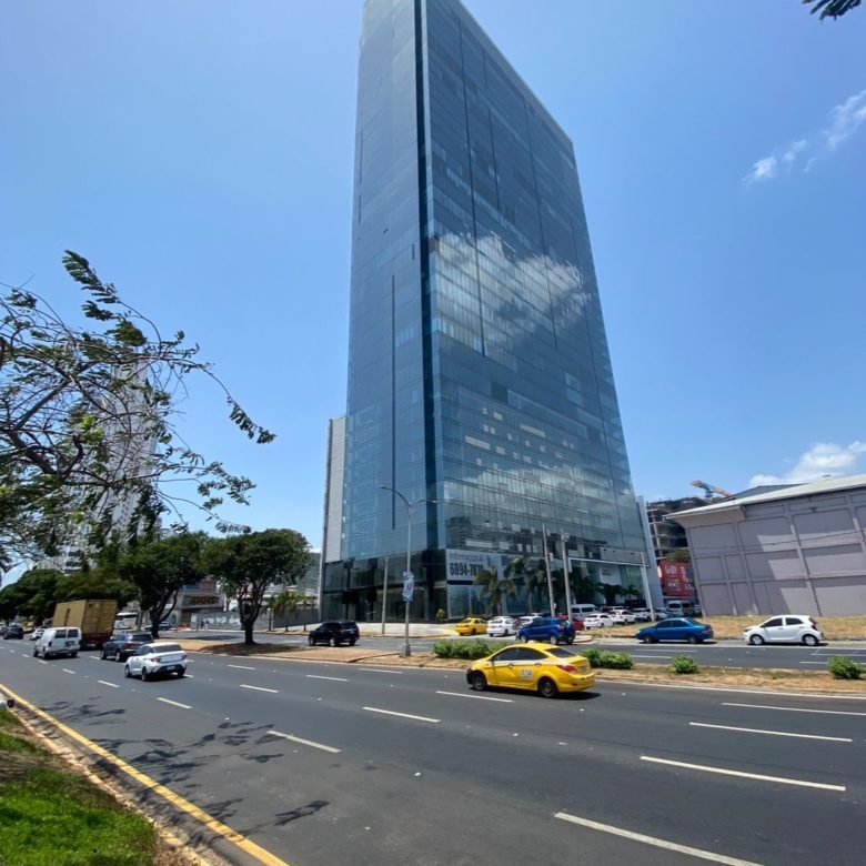 Av Balboa – Frente Al Mar: Oficina, con piso de Marmol