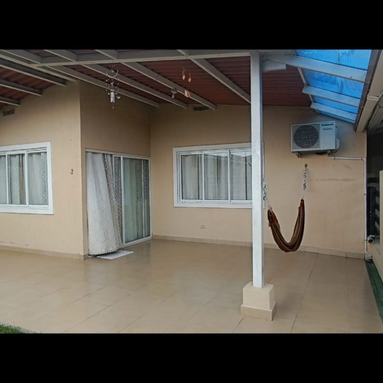 Playa Coronado – Casa en Residencial con Garita: Paraiso Village, 3 Recámaras