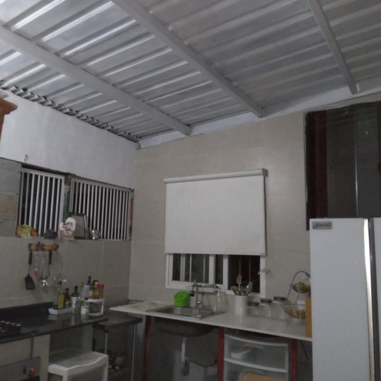 Balboa, Ancon, Sector del Canal: Casa de 7 recámaras con Aires Acondicionados
