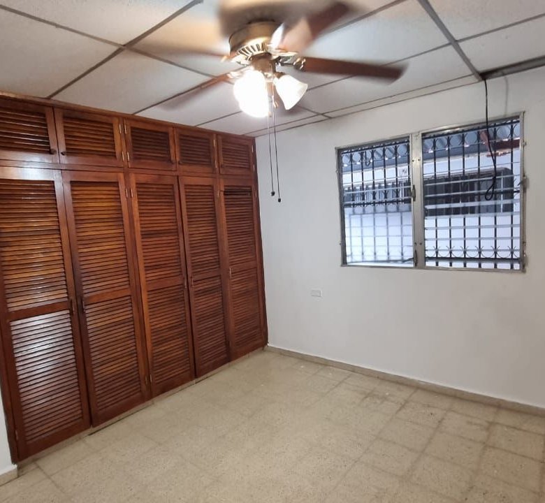 Entrada a Costa del Este / Chanis: Casa de 5 Recámaras, Garita de Seguridad 24hrs