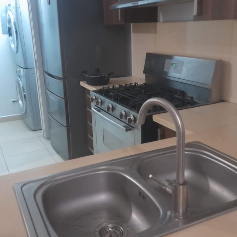 Punta Pacifica – Oasis Piso Alto: Amoblado – 96 m², 2 Recamaras, 2 baños