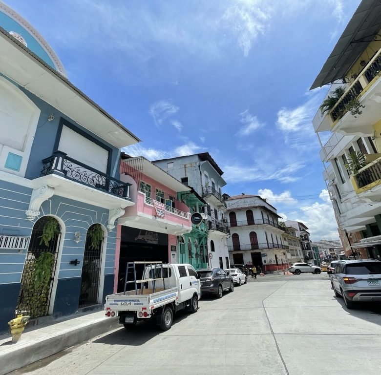 Casco Viejo – Santa Ana: Alquilado, Casa Completa RMH2-C2